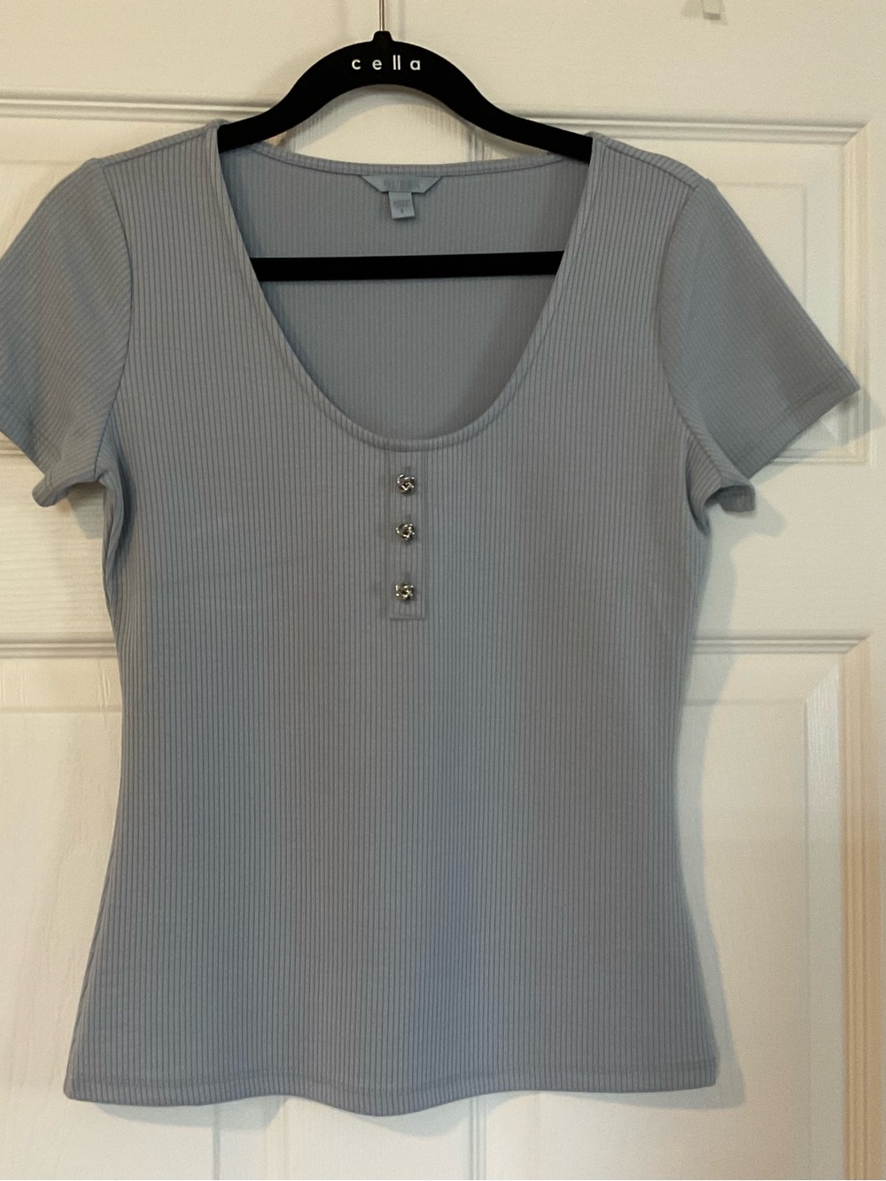 Guess Light Blue Ribbed Scoop-Neck Short Sleeve Top with Button Accents